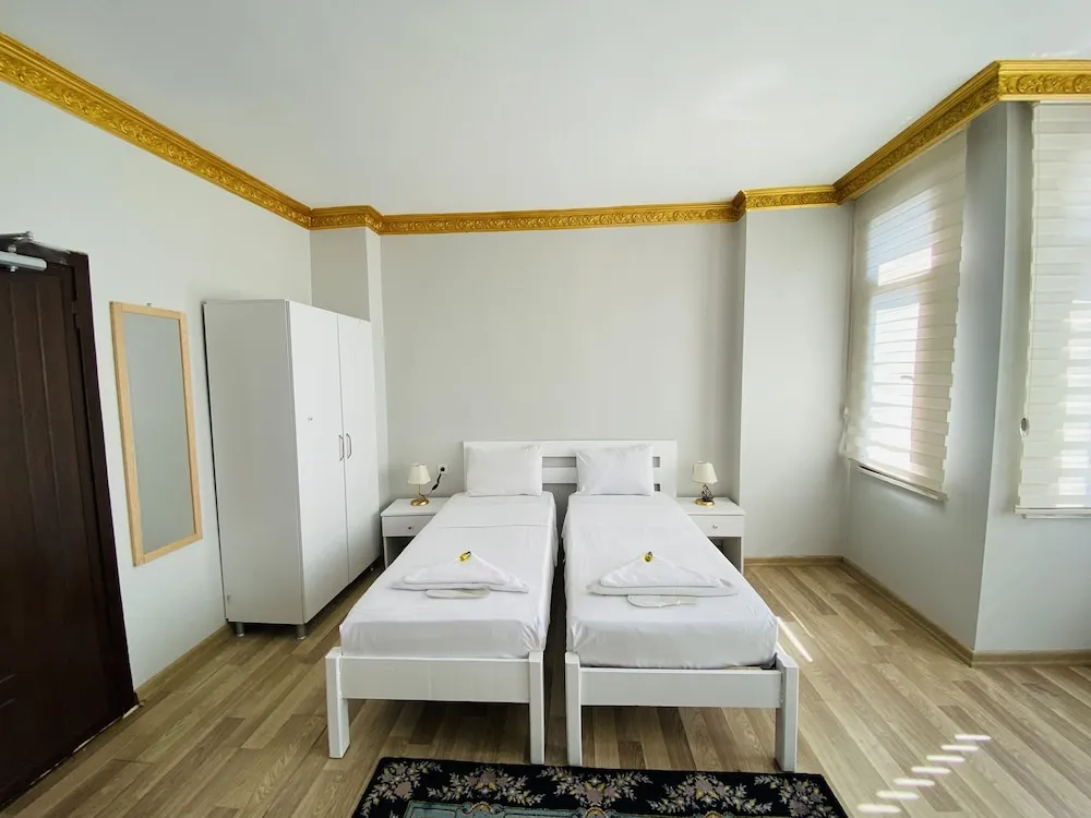 Superior Tek Büyük veya İki Ayrı Yataklı Oda