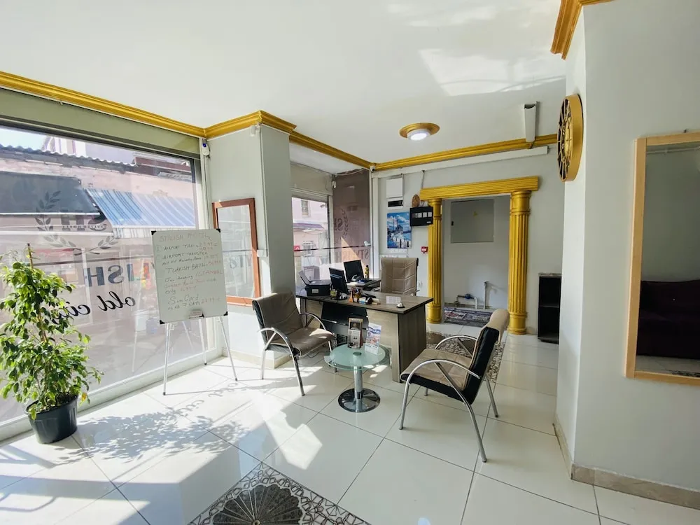 Stylish Hotel Old City