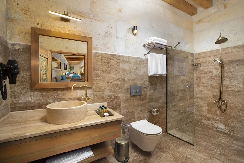 Family Oda, 2 Büyük (Queen) Boy Yatak