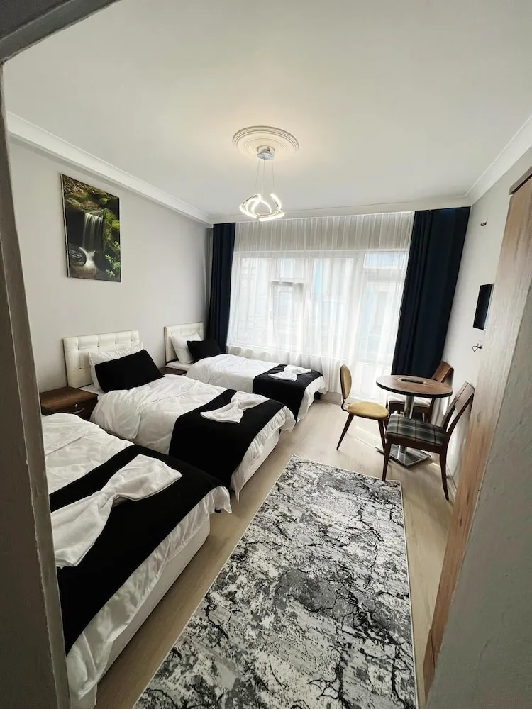 Deluxe Üç Kişilik Oda, Balkon