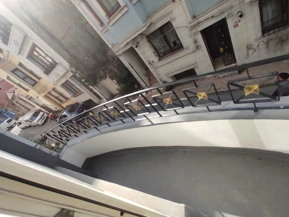 Deluxe Üç Kişilik Oda, Balkon