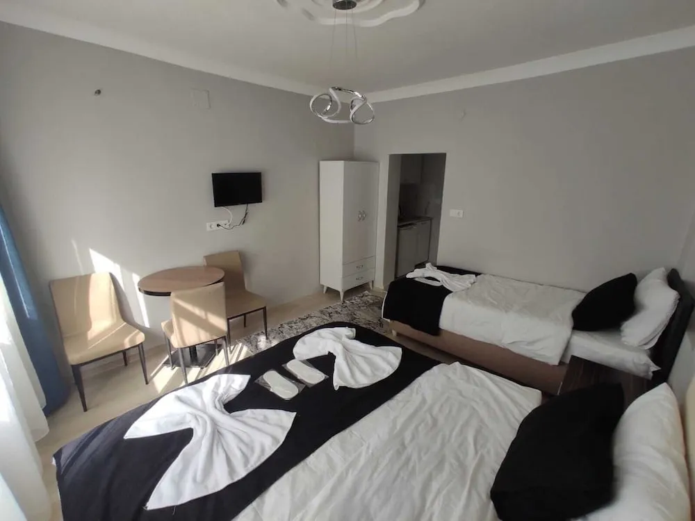 Deluxe Üç Kişilik Oda, Balkon