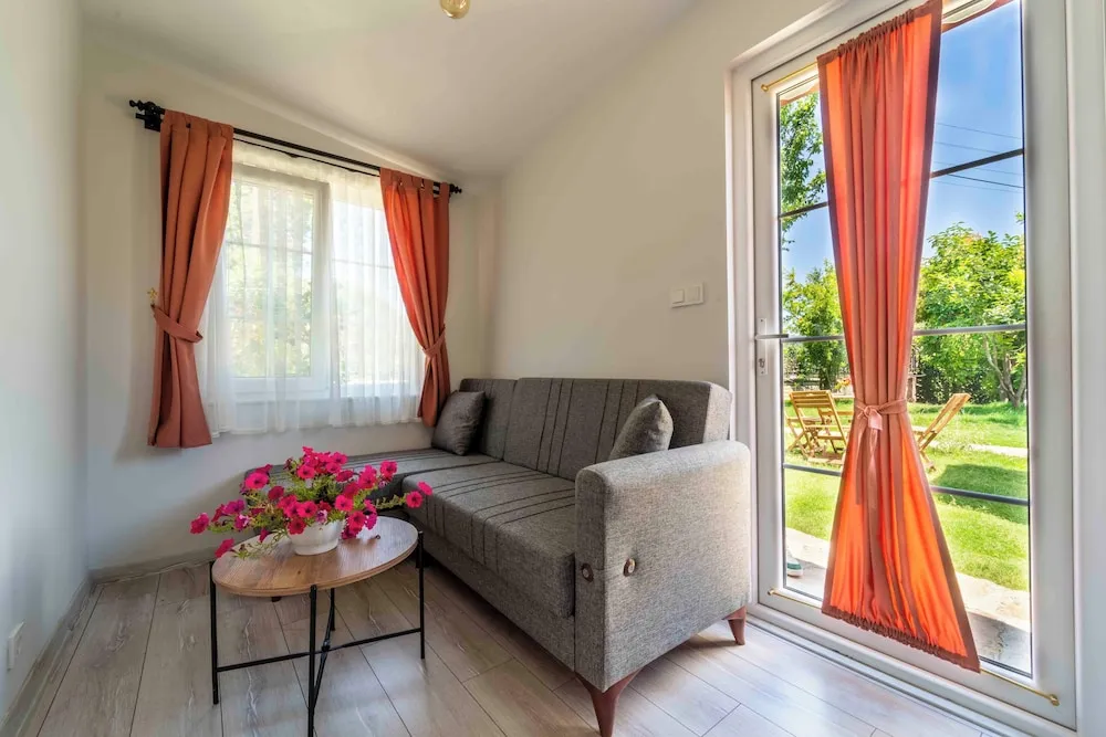 Deluxe Stüdyo Süit, 1 Yatak Odası, Bahçe Manzaralı