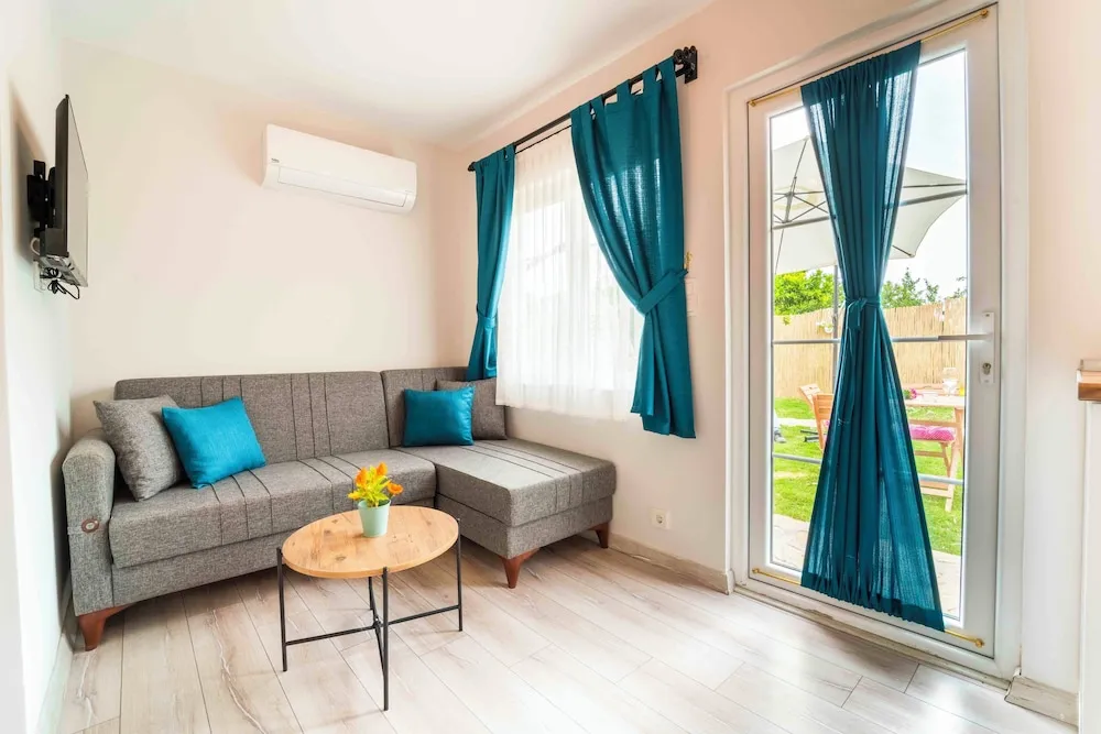 Deluxe Süit, 1 Yatak Odası, Bahçe Manzaralı