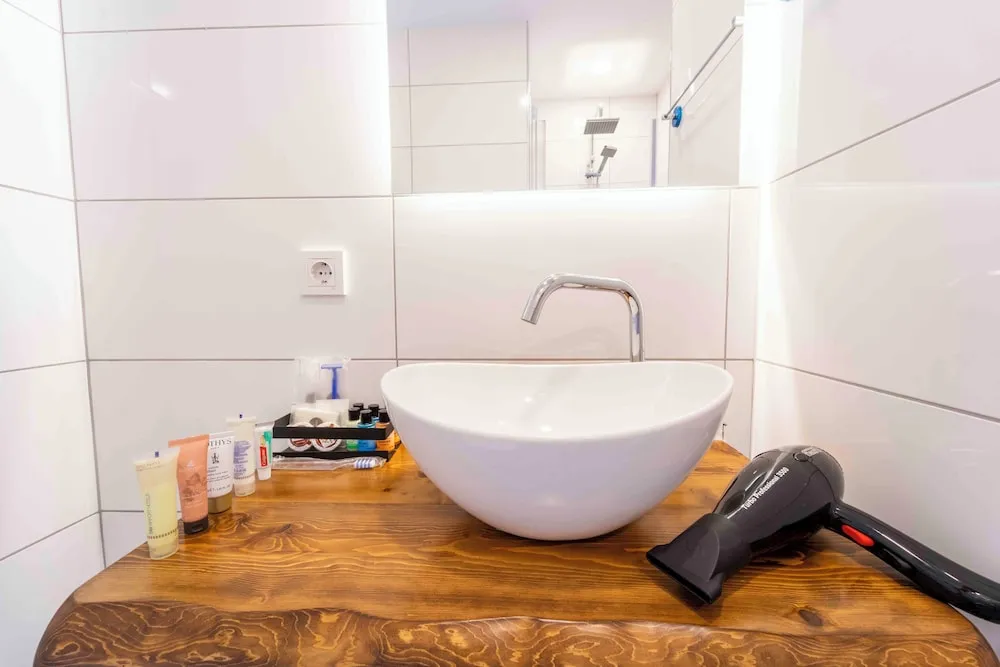 Deluxe Süit, 1 Yatak Odası, Bahçe Manzaralı