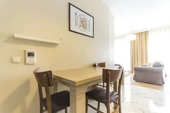 Garan Apartments