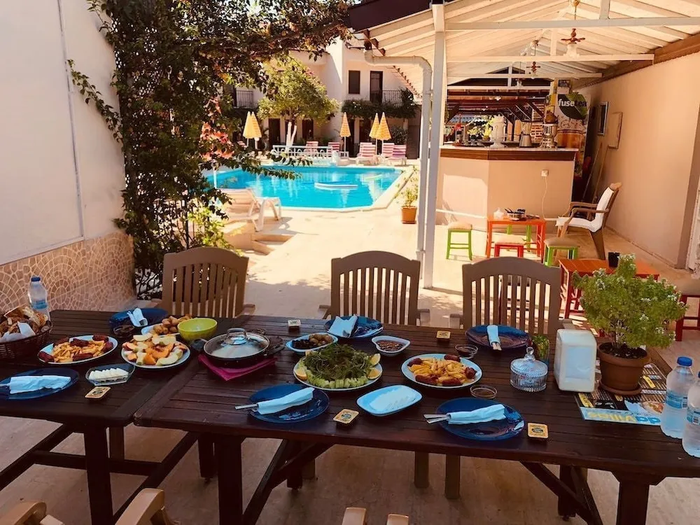 Barbekü/piknik alanı