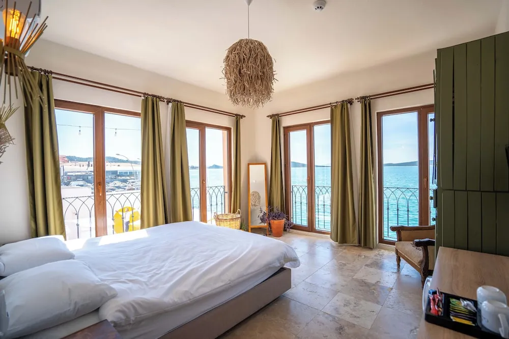 Panoramic Tek Büyük Yataklı Oda, Deniz Manzaralı