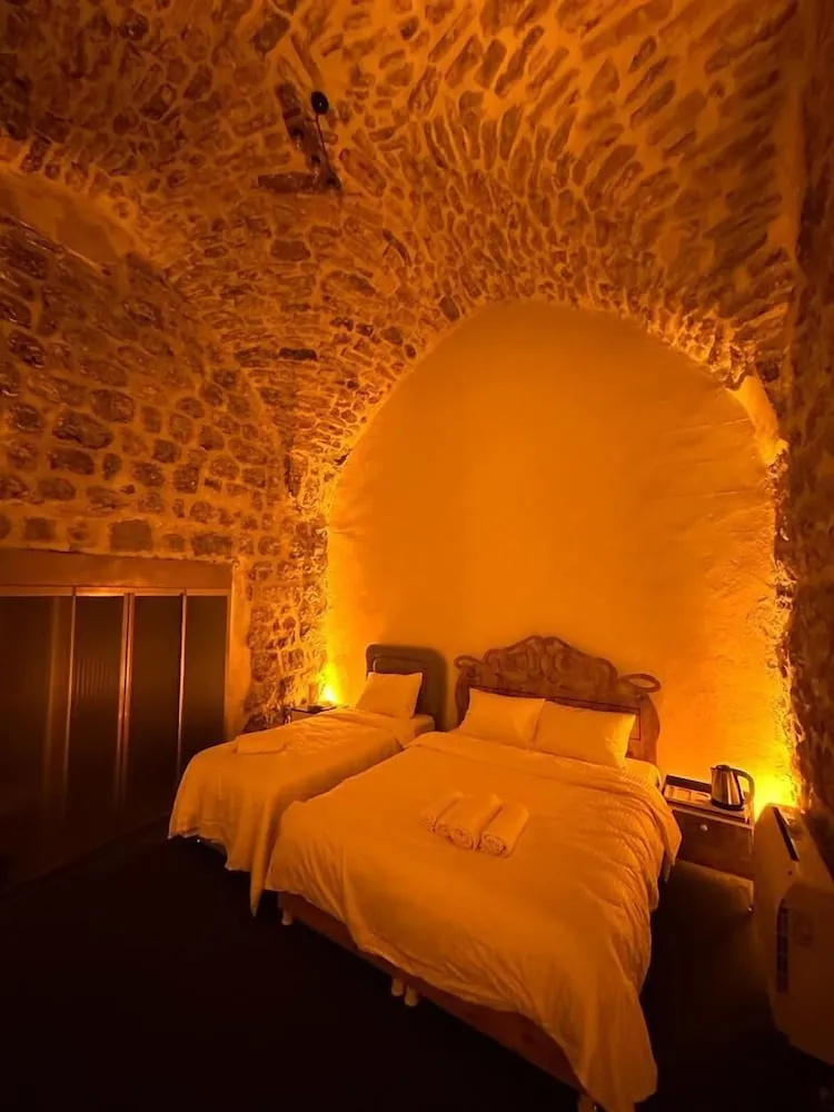 Deluxe Oda, 1 En Büyük (King) Boy Yatak, Özel Banyo, Avlu