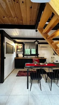 Pentalow Cabin