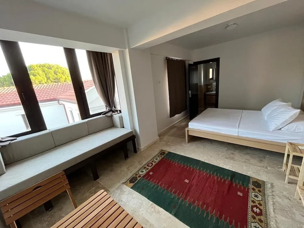 Exclusive Süit, 1 Büyük (Queen) Boy Yatak ve Çekyat, Bahçe Manzaralı