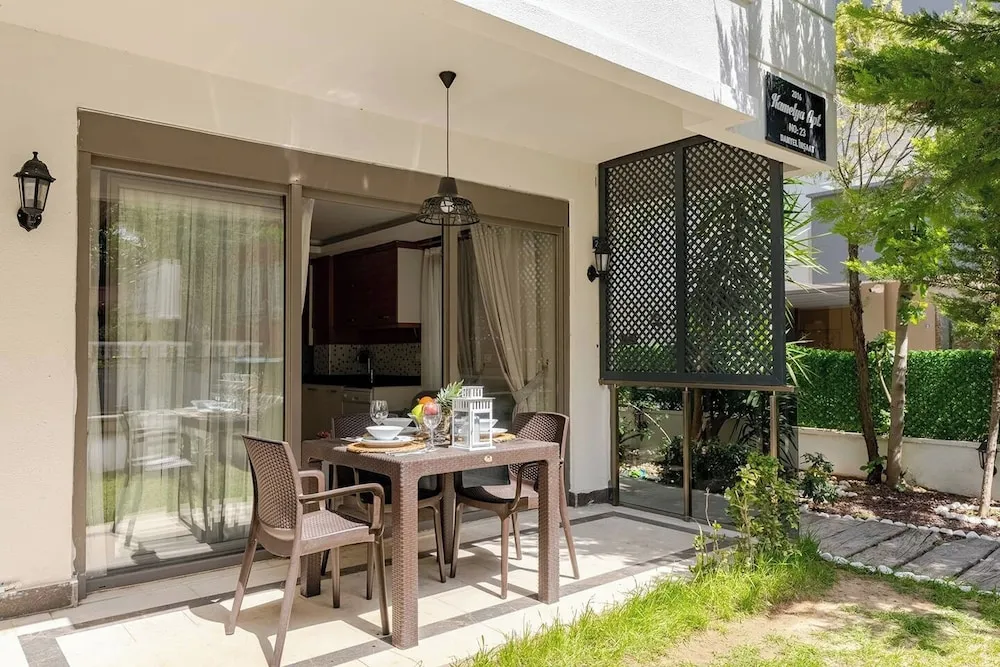 Standard Apart Daire, 1 Yatak Odası, Bahçe Manzaralı, Zemin Kat