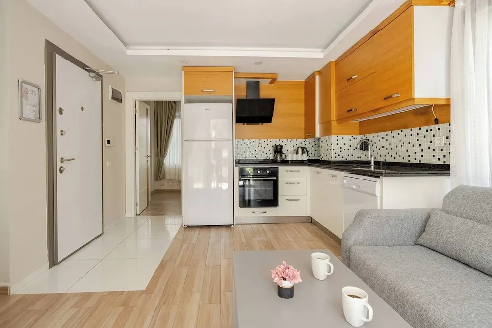 Standard Apart Daire, 1 Yatak Odası, Bahçe Manzaralı, Zemin Kat