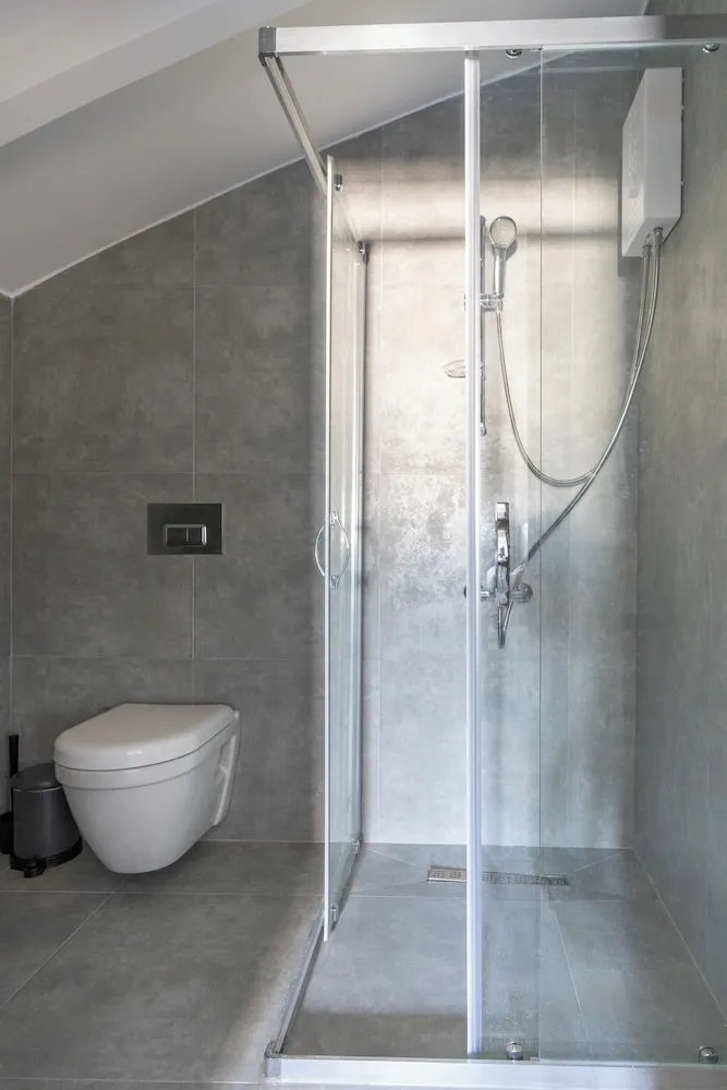 Economy Tek Büyük Yataklı Oda