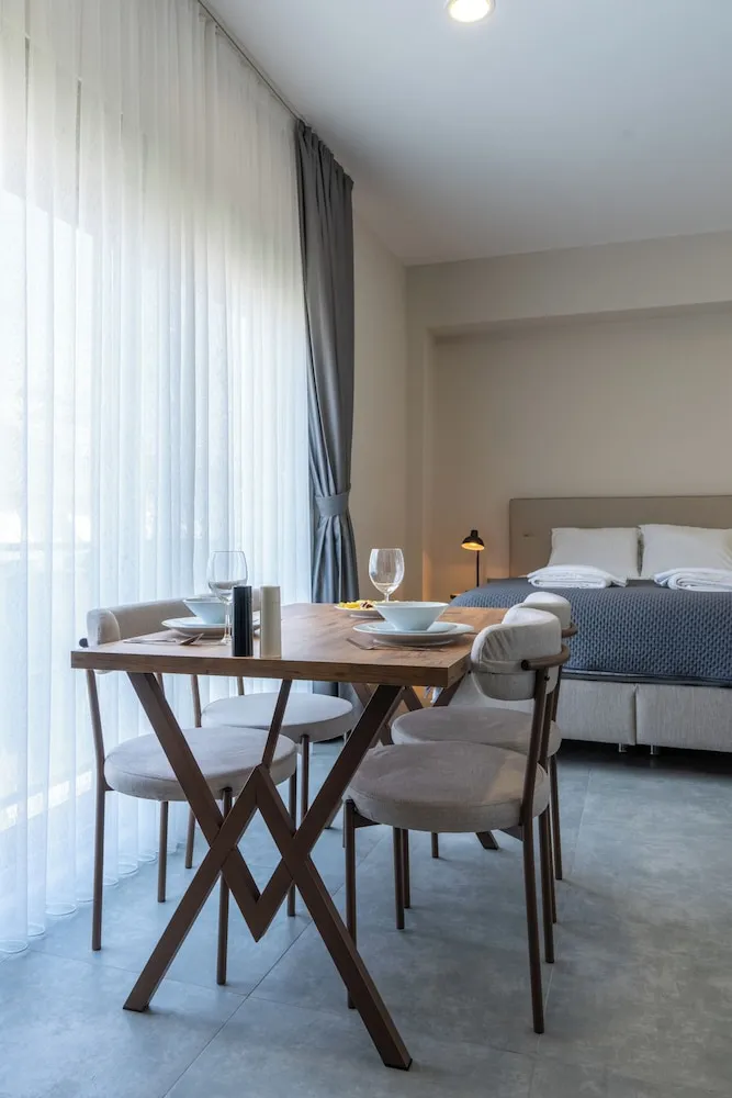 Deluxe Stüdyo, 1 Büyük (Queen) Boy Yatak, Küçük Mutfak