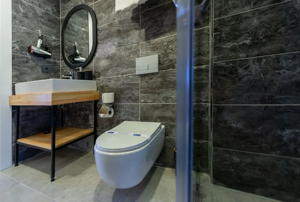 Suite with City View