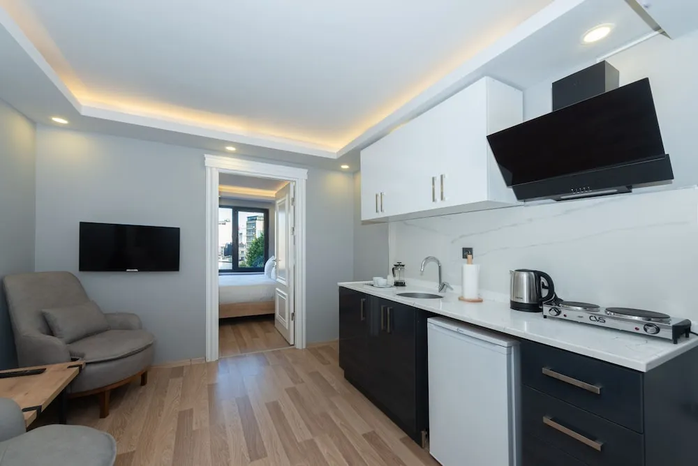 Suite with City View