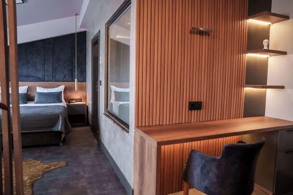 Executive Room