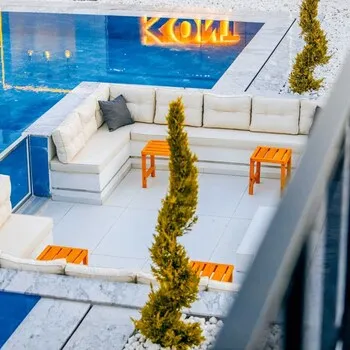 Kont Exclusive