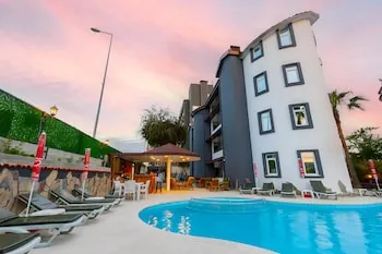 Meryam Suit Delux Hotel