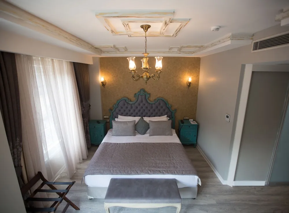 Deluxe Oda, 1 En Büyük (King) Boy Yatak, Şehir Manzaralı