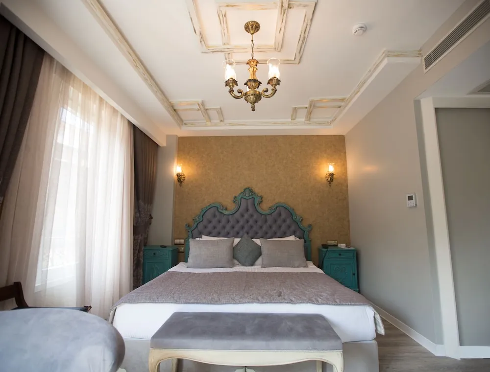 Deluxe Oda, 1 En Büyük (King) Boy Yatak, Şehir Manzaralı