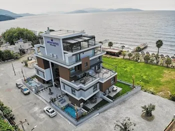 Artan Suite Tatil Evleri