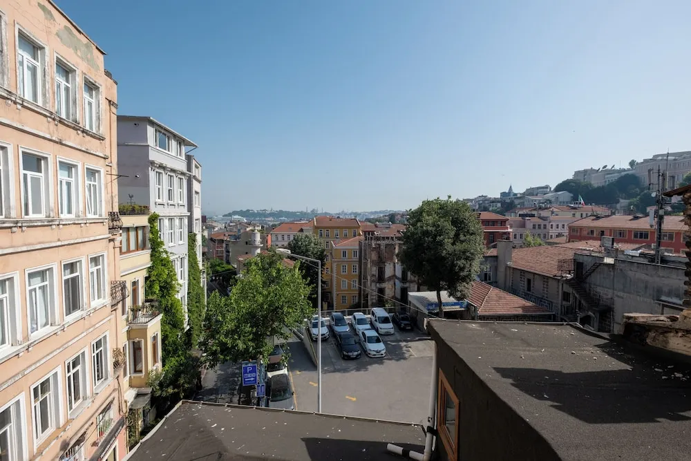 Standard Oda, Şehir Manzaralı