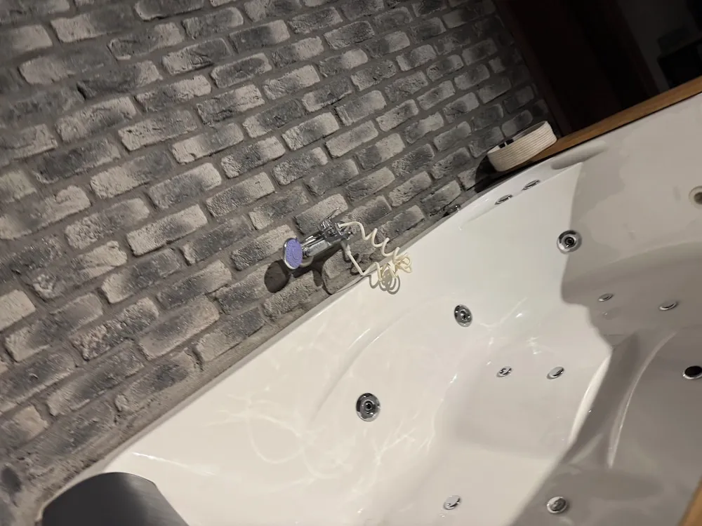 107 - Deluxe Jakuzili Somineli Bahce Manzarali