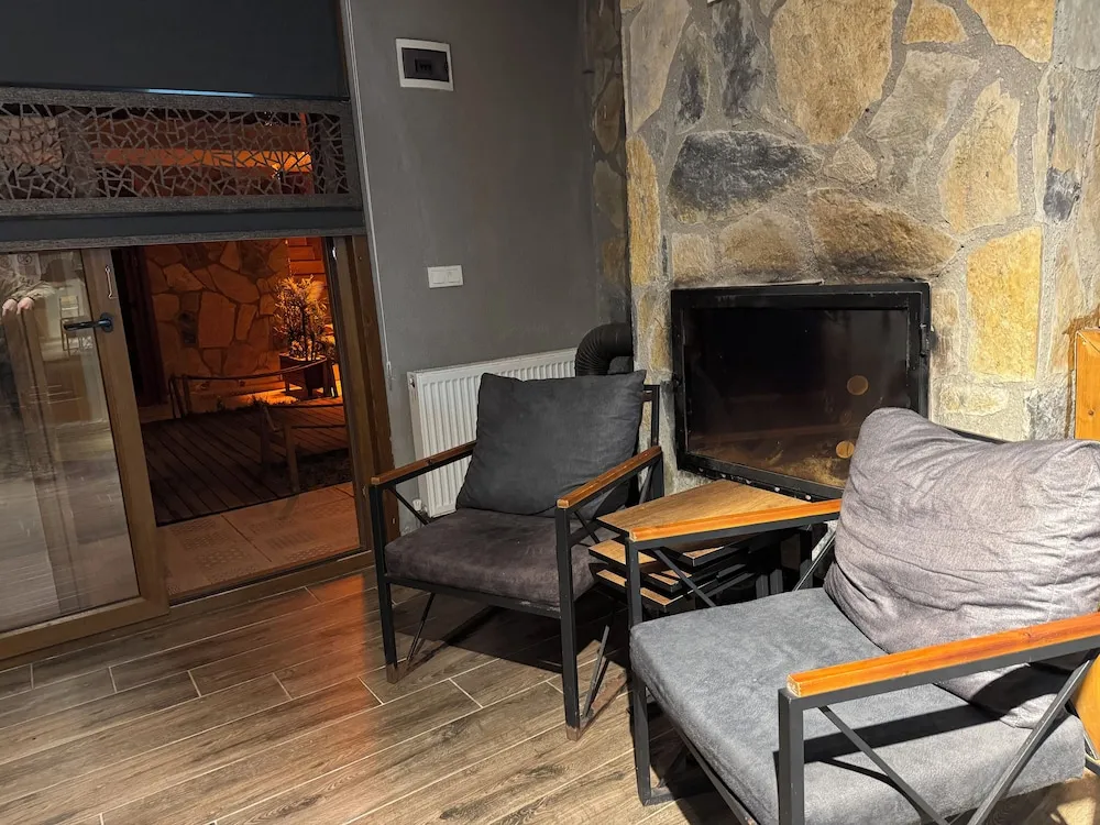 103 - Deluxe Jakuzili Somineli Bahce Manzarali