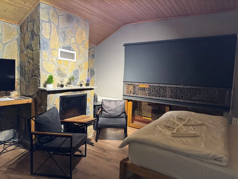 206 - Deluxe Somineli Balkon Dag Manzarali