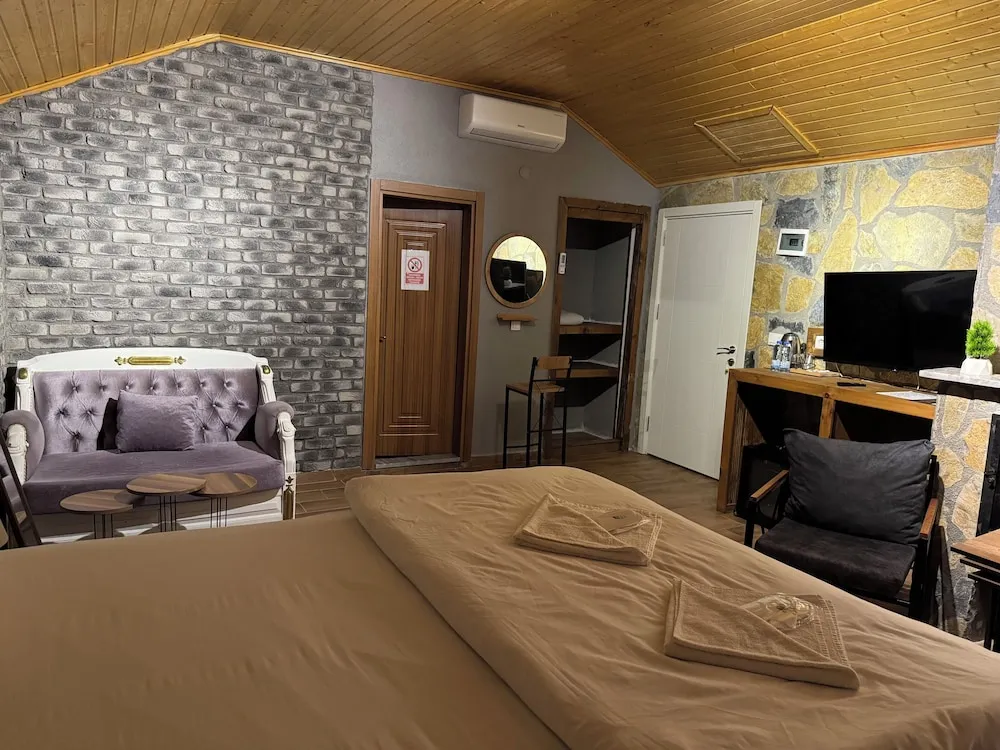 206 - Deluxe Somineli Balkon Dag Manzarali