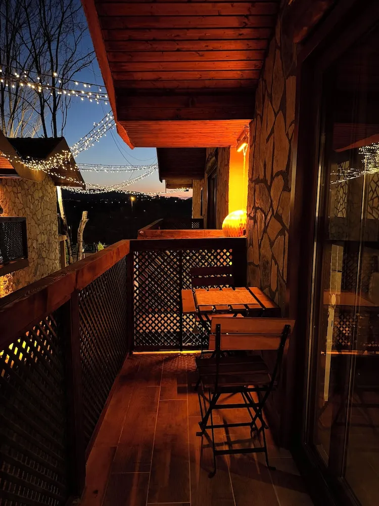 206 - Deluxe Somineli Balkon Dag Manzarali