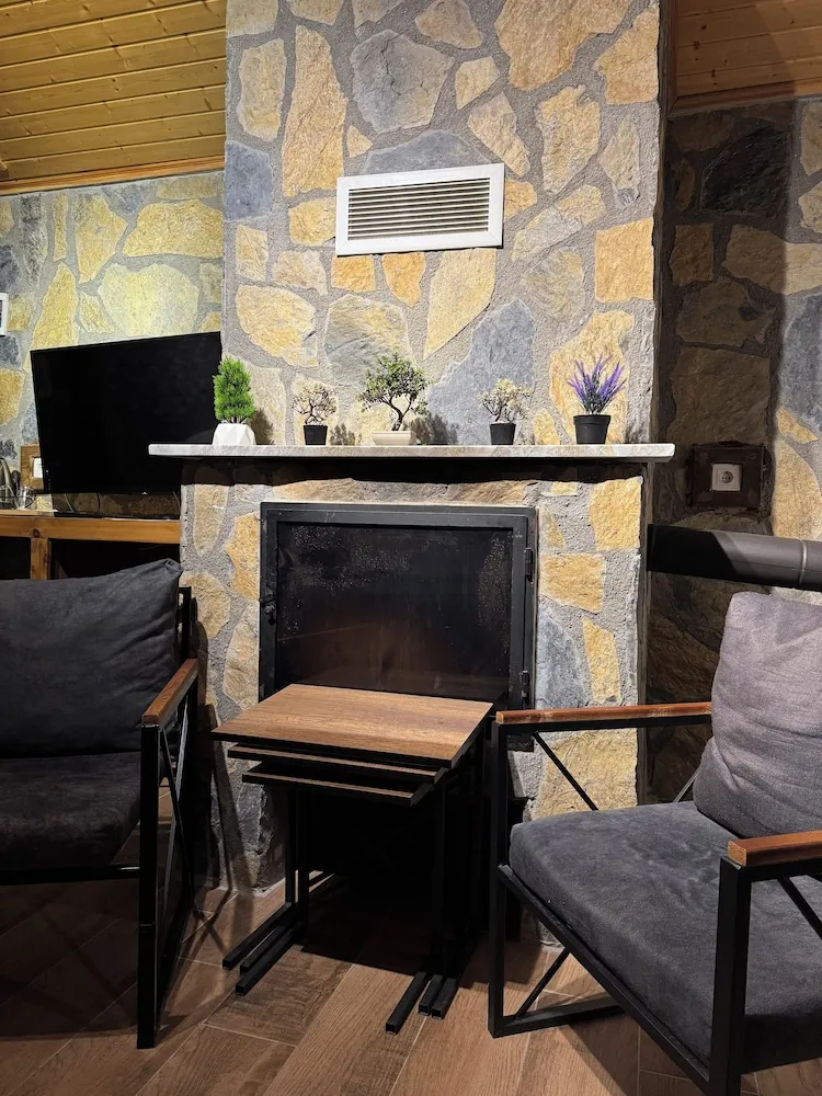 206 - Deluxe Somineli Balkon Dag Manzarali