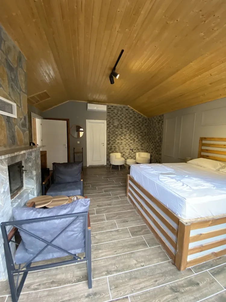 203 - Deluxe Somineli Balkon Dag Manzarali