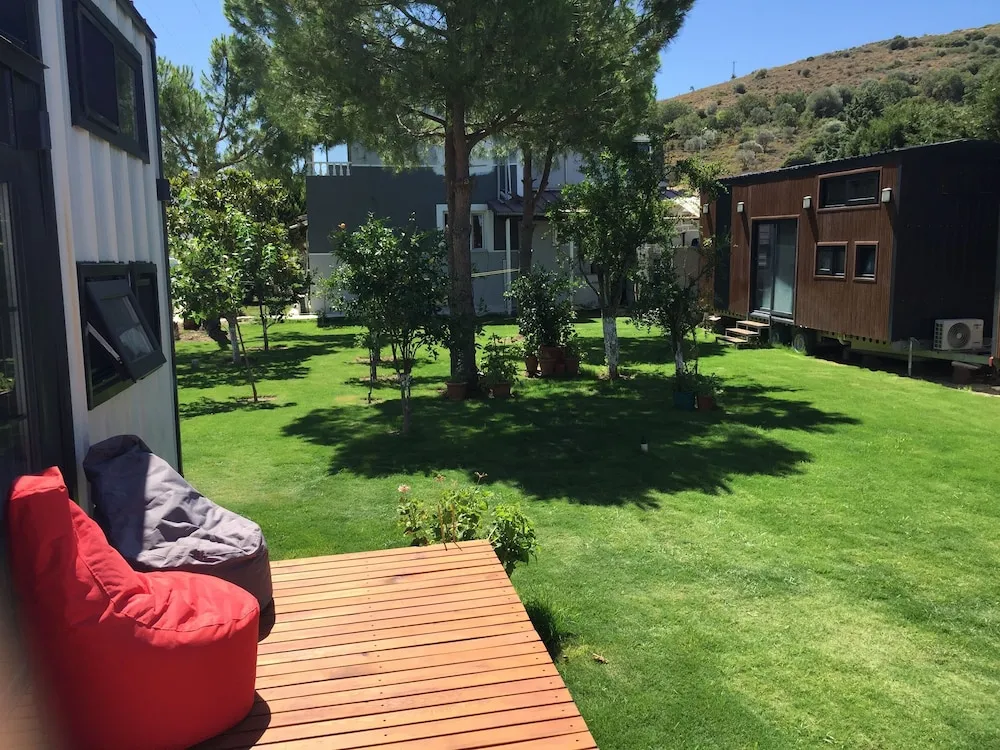 Comfort Apart Daire, 2 Yatak Odası, Sigara İçilmez, Bahçe Manzaralı