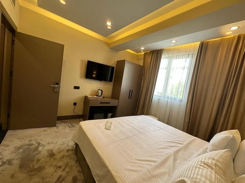 Standard Tek Büyük veya İki Ayrı Yataklı Oda