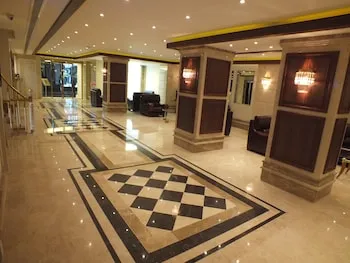 Grand Asiyan Hotel