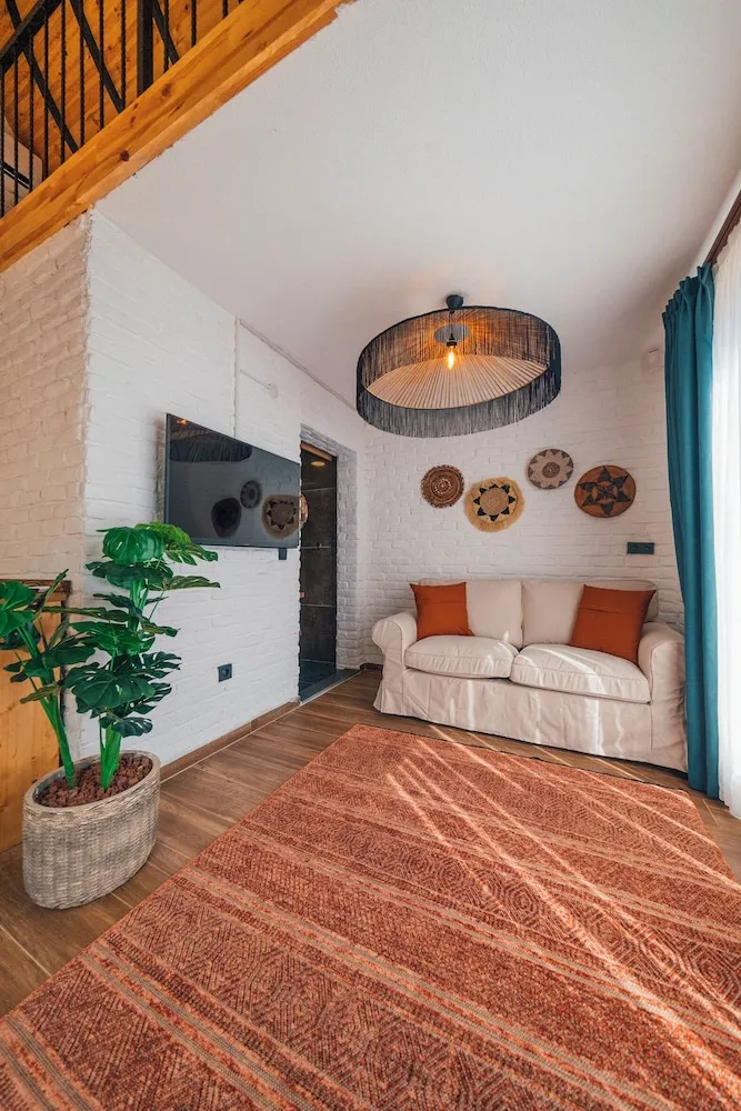 Classic Dağ Evi, 1 Yatak Odası, Sıcak Su Küveti, Bahçe Manzaralı