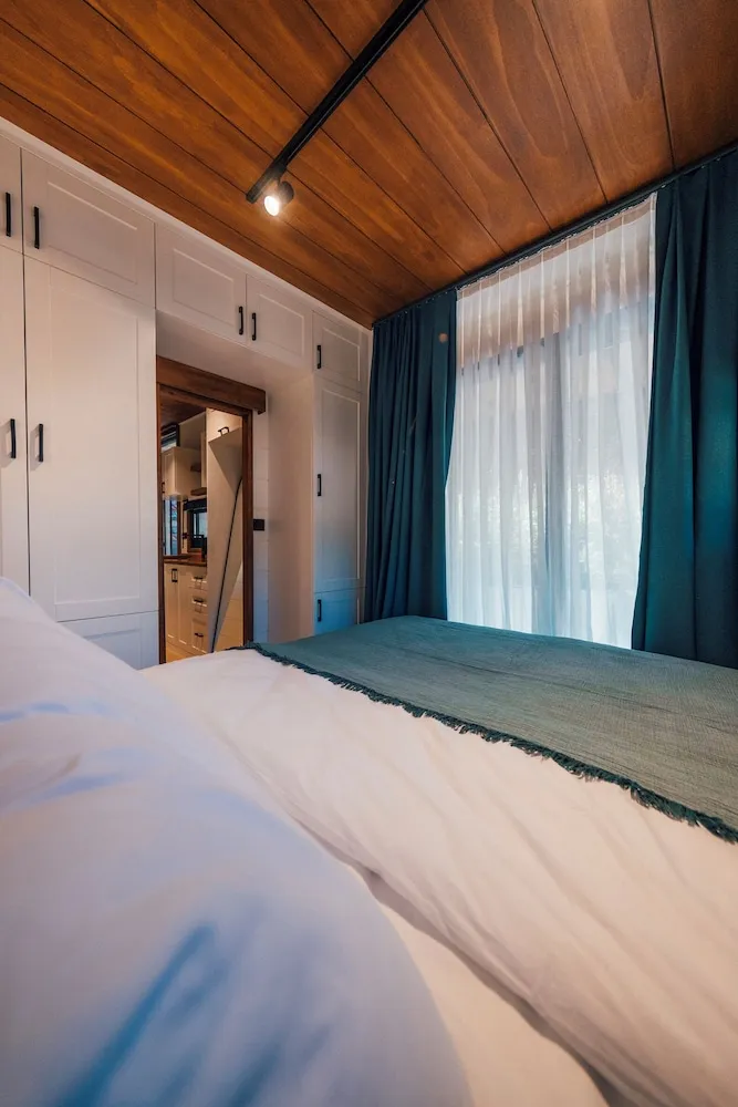 Standard Karavan, 1 Yatak Odası, Sıcak Su Küveti, Bahçe Manzaralı
