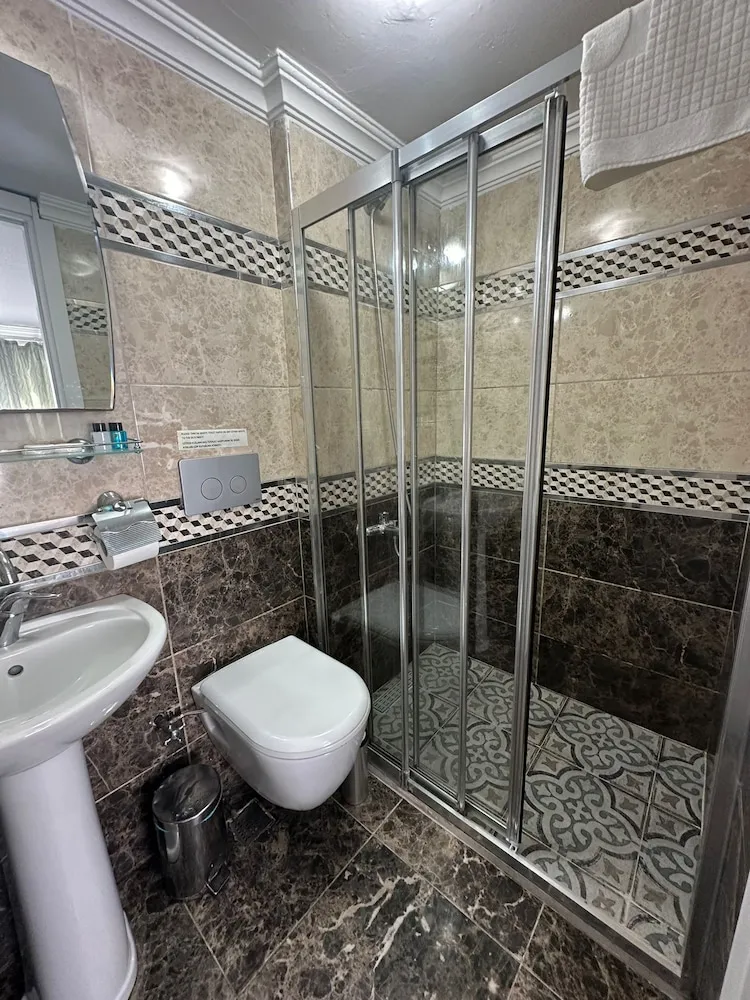 Standard Oda, 1 Çift Kişilik Yatak