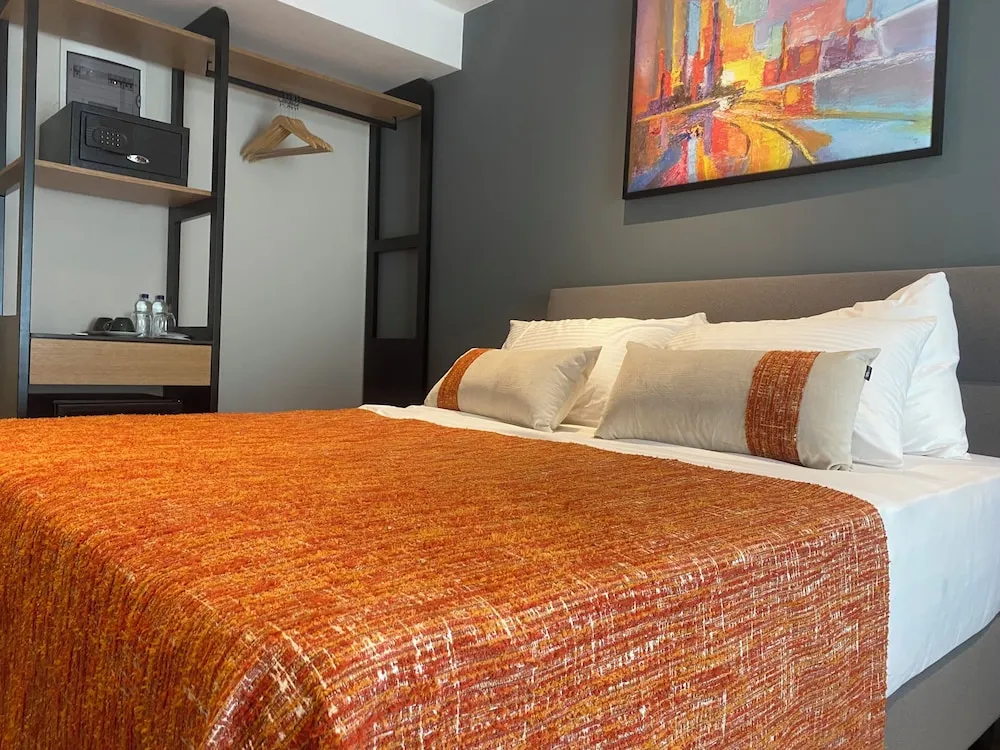 Comfort Oda, 1 En Büyük (King) Boy Yatak, Şehir Manzaralı