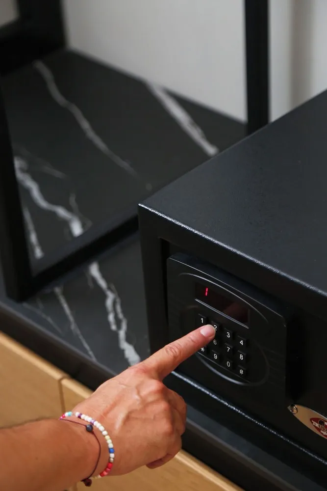 Deluxe Oda, 1 Büyük (Queen) Boy Yatak