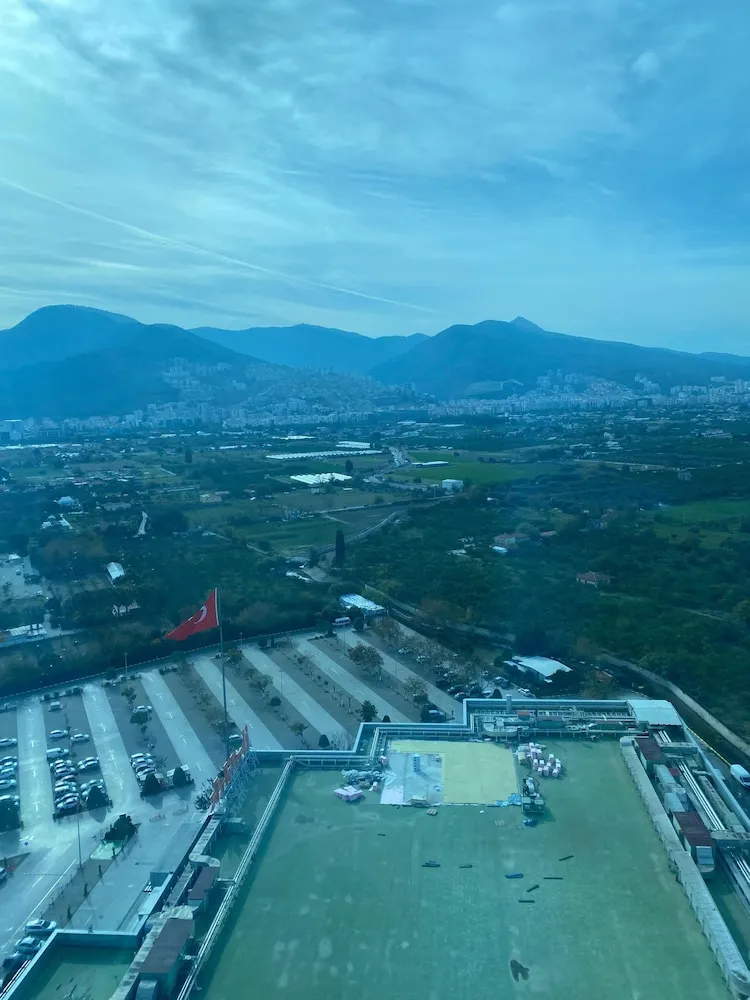 Oda, 1 En Büyük (King) Boy Yatak, Sigara İçilmez, Dağ Manzaralı