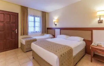 Özlem Garden Hotel - Her Şey Dâhil