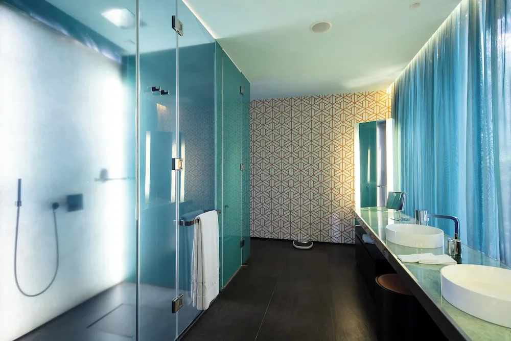 Lagoon 1 Bedroom