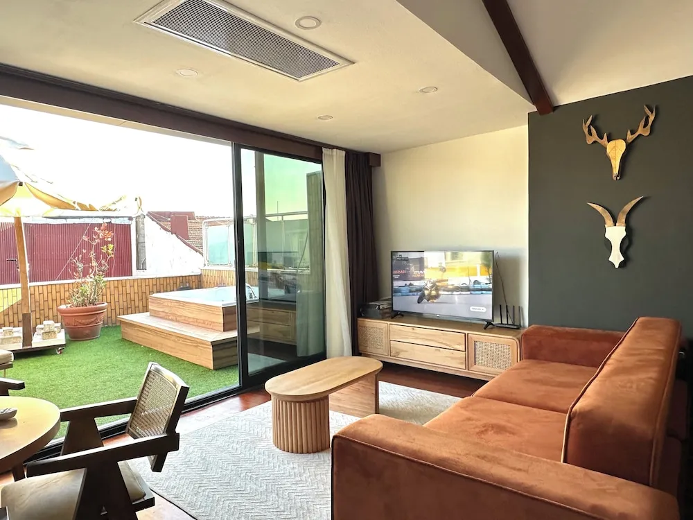 Honeymoon Çatı Katı Süiti (Penthouse)