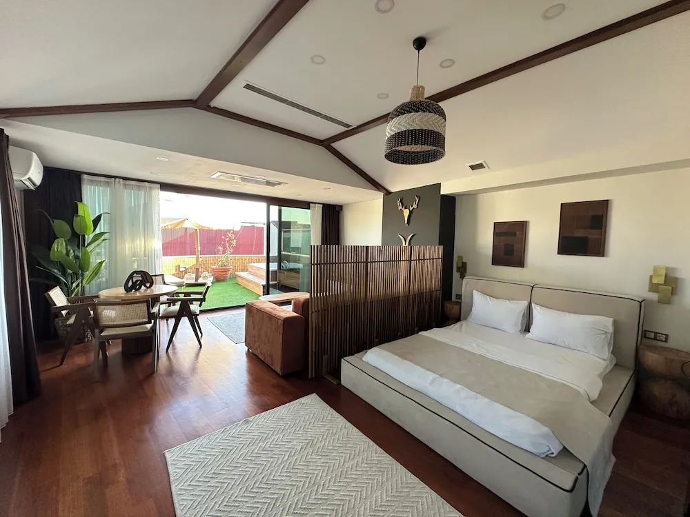 Honeymoon Çatı Katı Süiti (Penthouse)