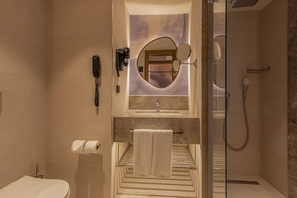 DELUXE TWIN ROOM WITH BOSPHORUS VIEW