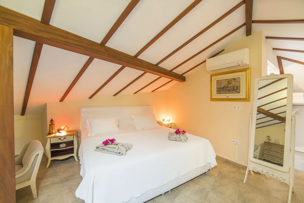 Large Roof Terrace Room